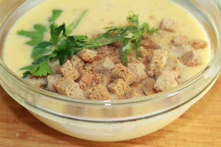 Сырный суп-пюре. Очень вкусно и просто.