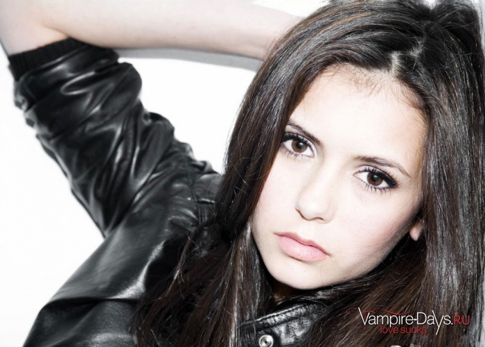 Elena Gilbert фотография #1