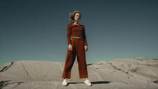 Avicii ft. Agnes, Vargas & Lagola - Tough Love